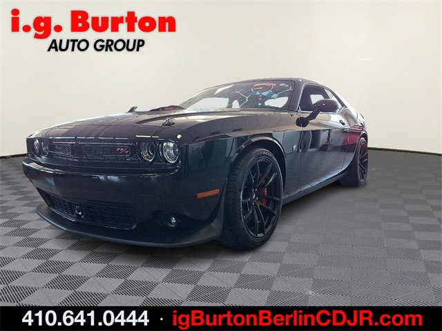 Used 2023 Dodge Challenger R/T Scat Pack w/ Plus Package image 3