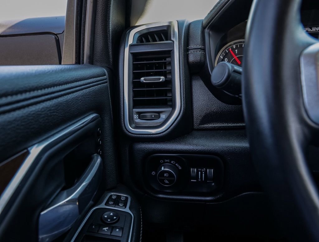 Used 2024 RAM 2500 Laramie image 32