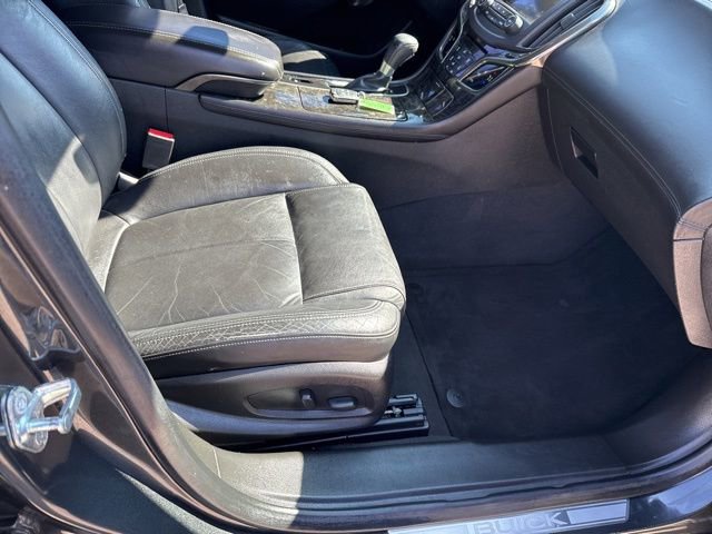 Used 2016 Buick LaCrosse Leather image 10