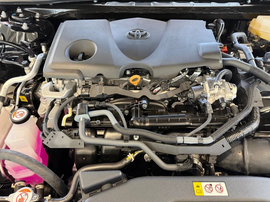 Used 2026 Toyota Camry SE FWD image 35