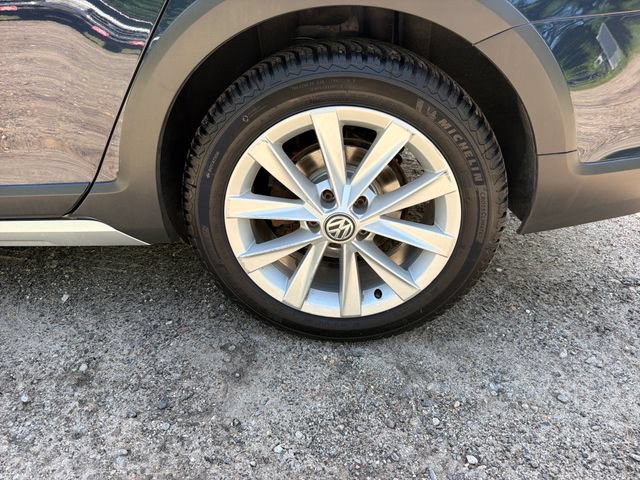 Used 2019 Volkswagen Golf Alltrack S AWD/4WD image 31