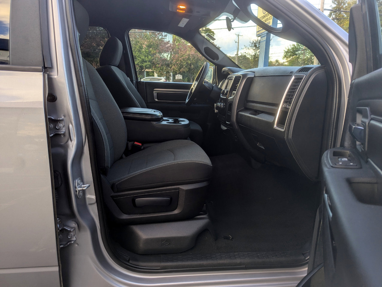 Used 2021 RAM 1500 Classic Warlock image 29