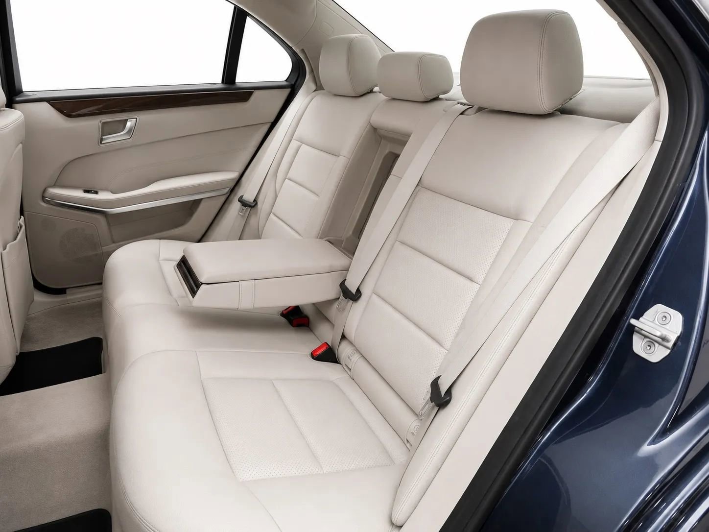 Used 2016 Mercedes-Benz E 350 Sedan image 13