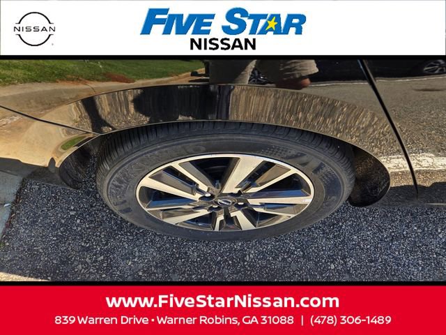 Used 2025 Nissan Versa SV image 12