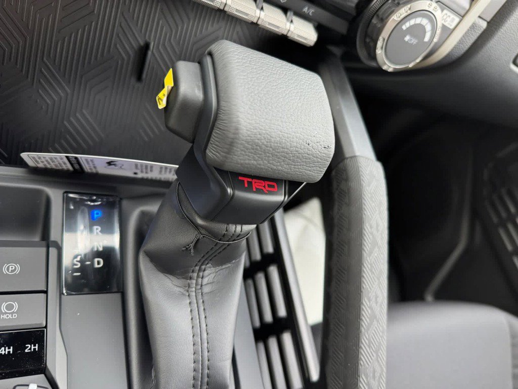 New 2025 Toyota Tacoma TRD Off-Road image 6