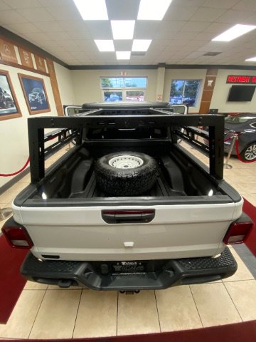 Used 2021 Jeep Gladiator Sport image 10