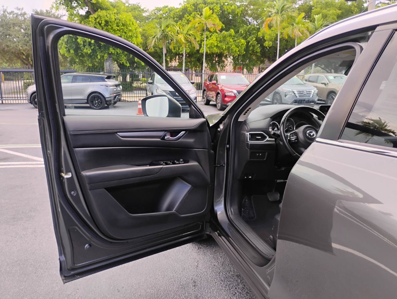 Used 2021 MAZDA CX-5 Touring FWD image 44