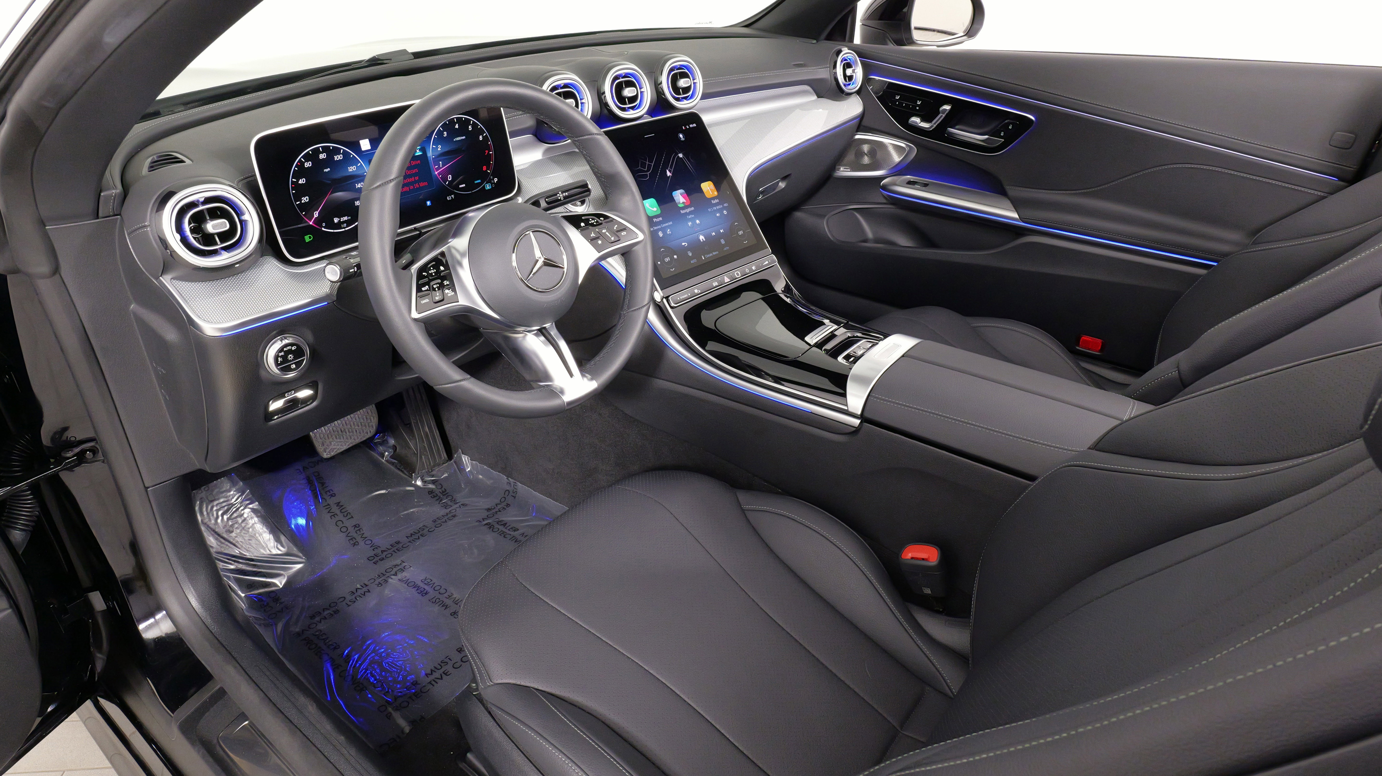 Used 2024 Mercedes-Benz CLE 300 4MATIC Cabriolet image 31