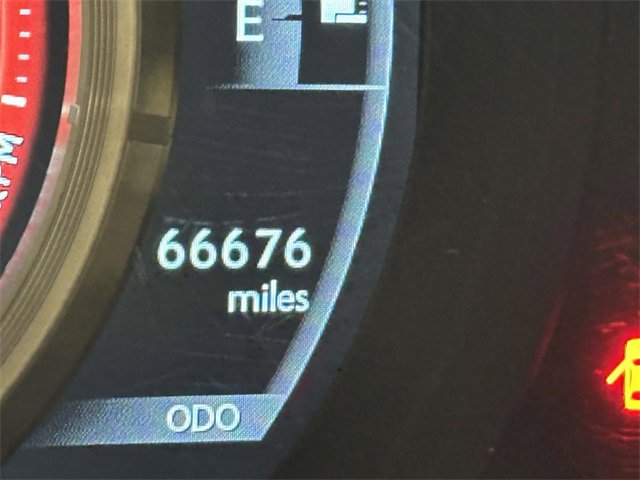 Used 2016 Lexus IS 300 AWD image 41