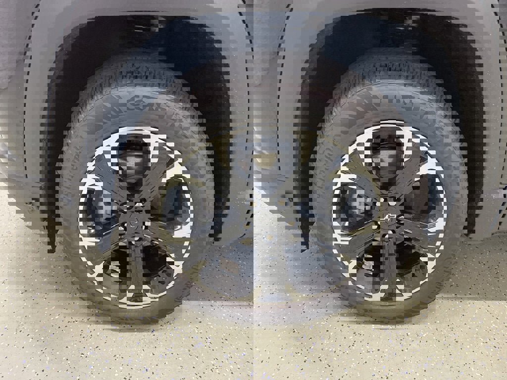 New 2026 Chevrolet Equinox LT w/ Convenience Package II image 8