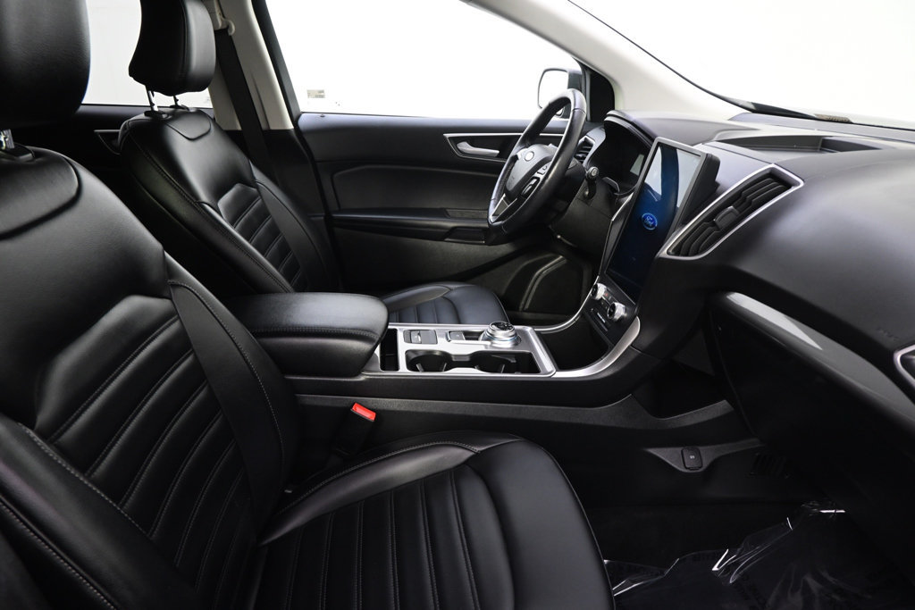 Used 2023 Ford Edge SEL w/ Convenience Package AWD/4WD image 16