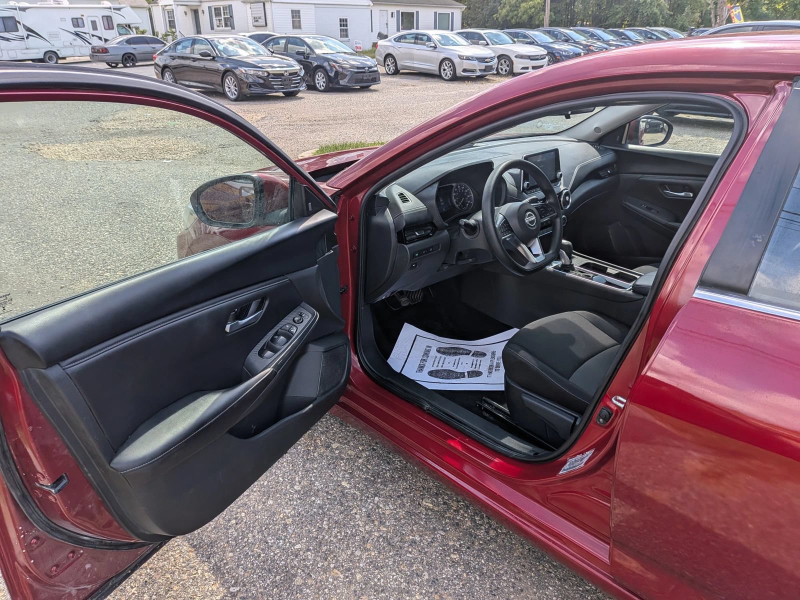 Used 2024 Nissan Sentra SV FWD image 20