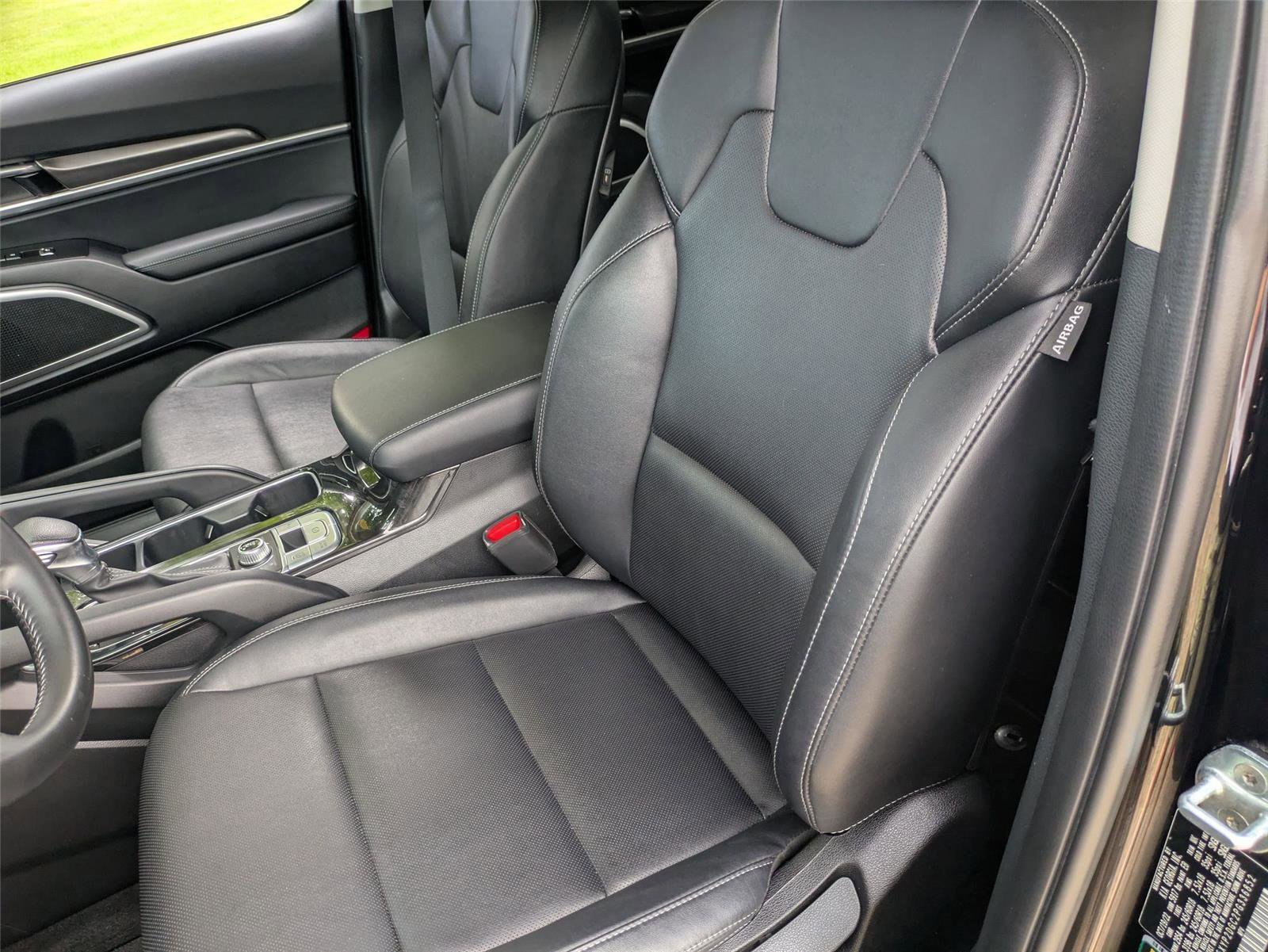 Used 2023 Kia Telluride LX image 14