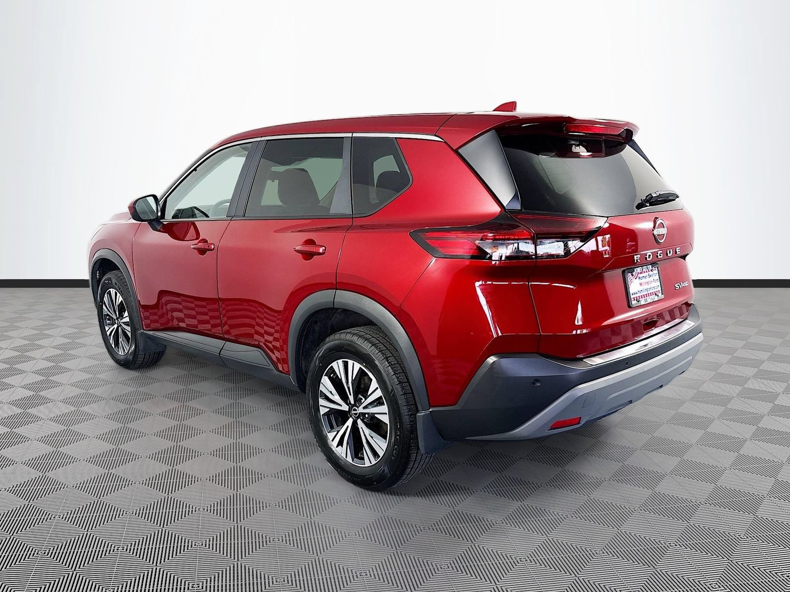 Used 2023 Nissan Rogue SV AWD/4WD image 5