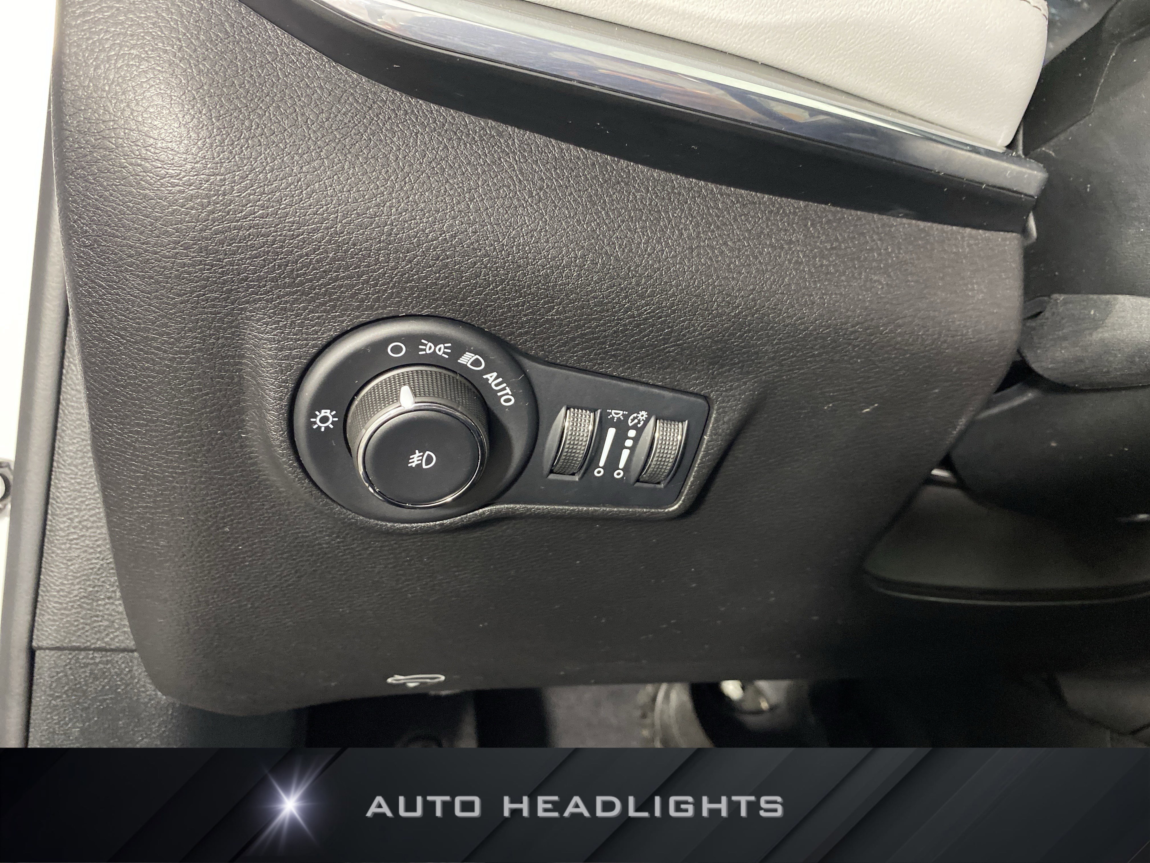 Used 2022 Jeep Compass Limited AWD/4WD image 24