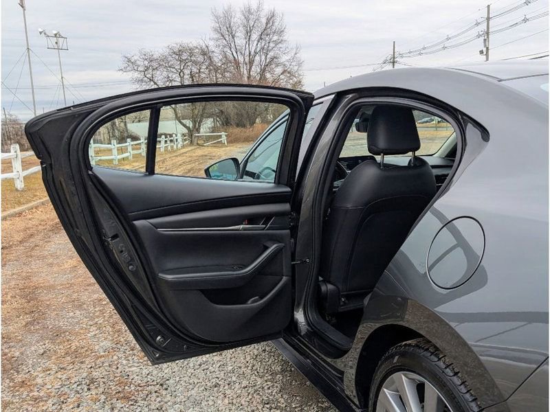 Used 2023 MAZDA MAZDA3 s image 10
