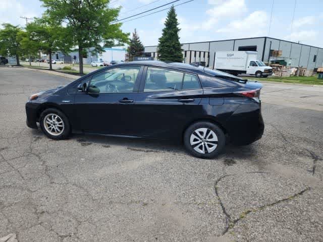 Used 2016 Toyota Prius Three FWD image 5