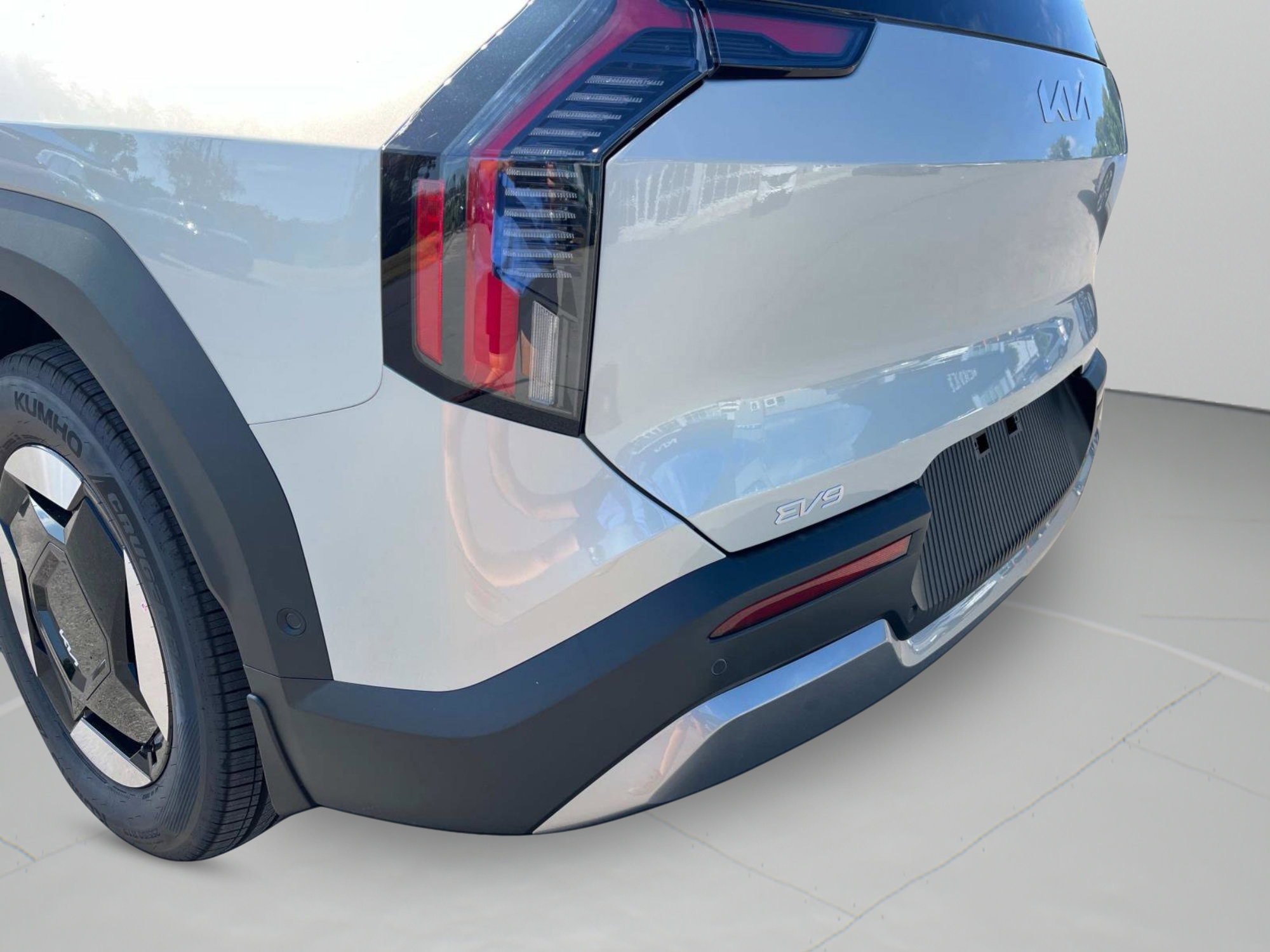 New 2026 Kia EV9 Wind image 10