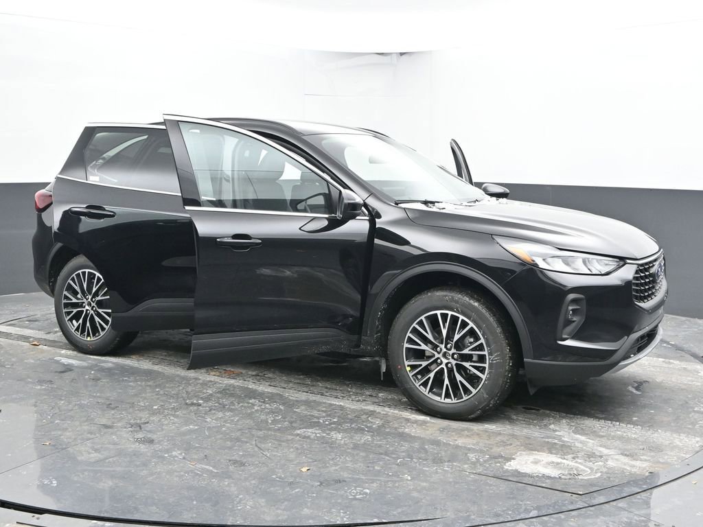 New 2026 Ford Escape SE image 51