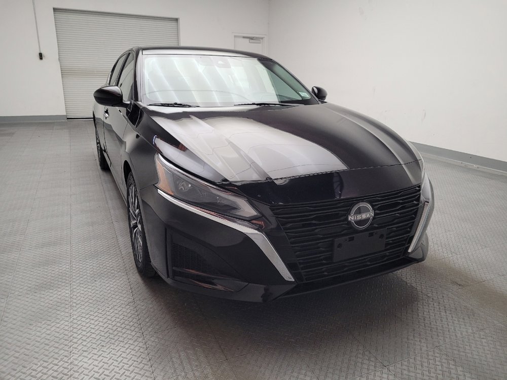 Used 2023 Nissan Altima 2.5 SV image 14