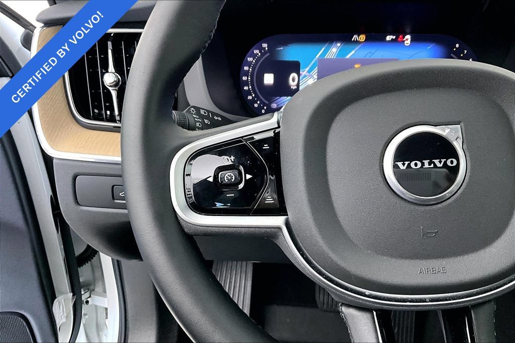 Certified 2026 Volvo XC60 B5 Plus AWD/4WD image 23