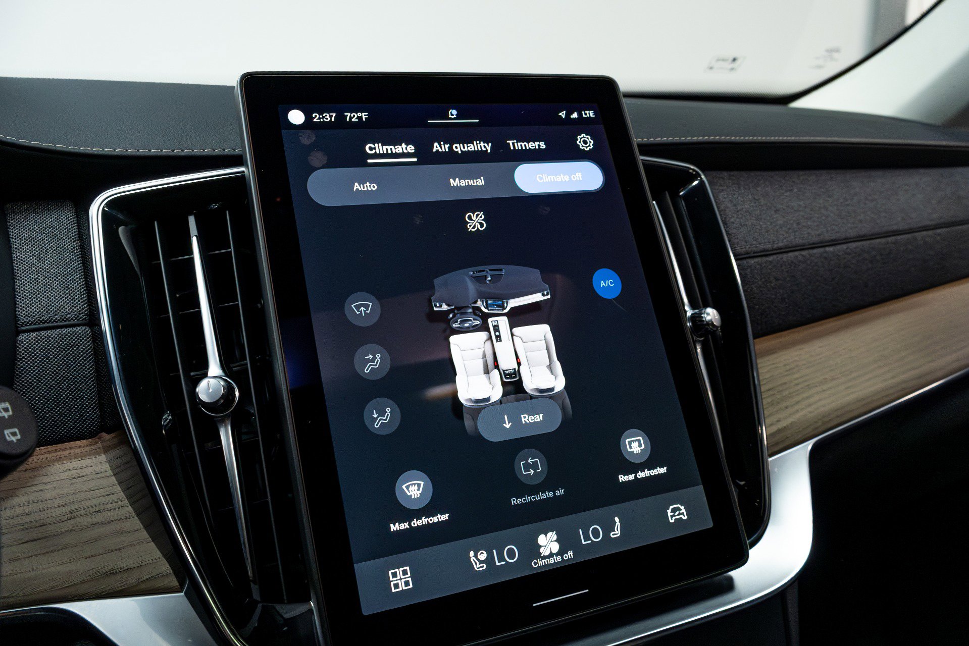 Used 2025 Volvo XC90 B6 Plus image 73