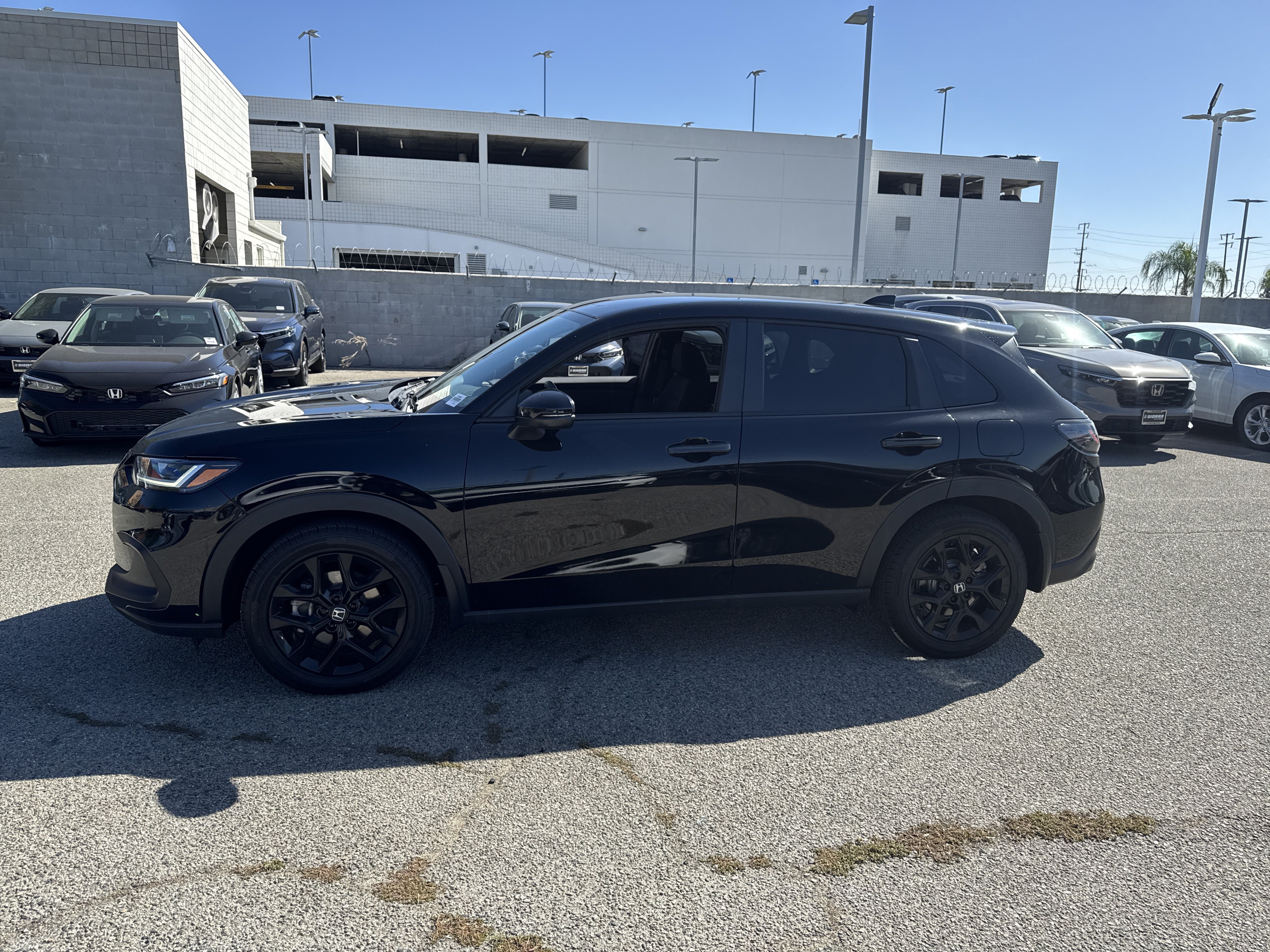 Used 2024 Honda HR-V Sport image 7