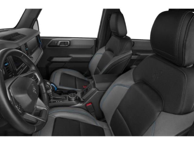 Used 2021 Ford Bronco First Edition AWD/4WD image 9