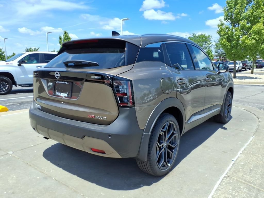 New 2026 Nissan Kicks SR w/ SR Premium Package AWD/4WD image 7