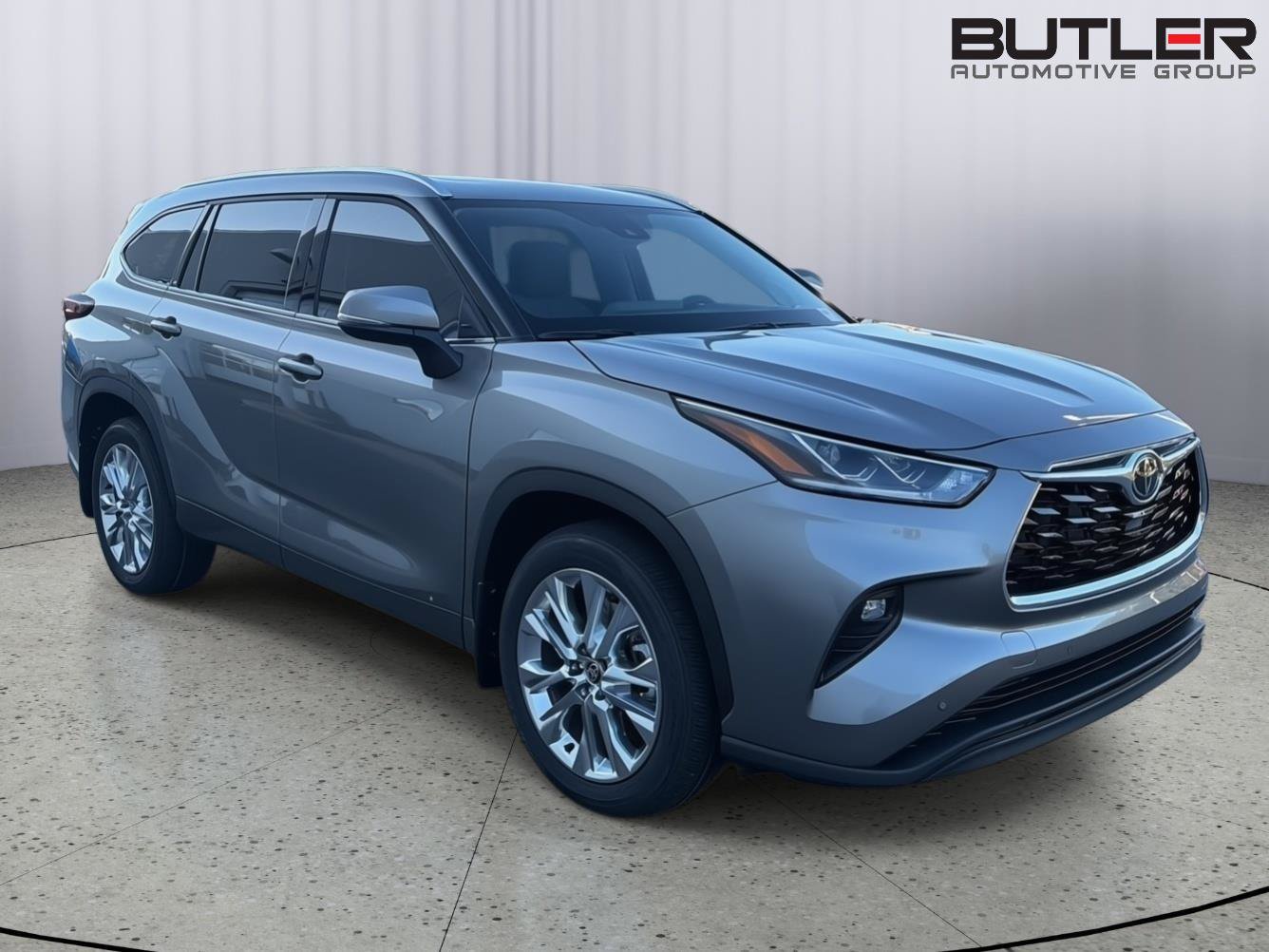 New 2026 Toyota Highlander Limited AWD/4WD image 8