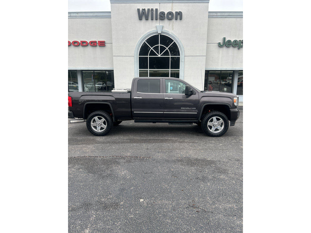 Used 2015 GMC Sierra 2500 Denali w/ Duramax Plus Package