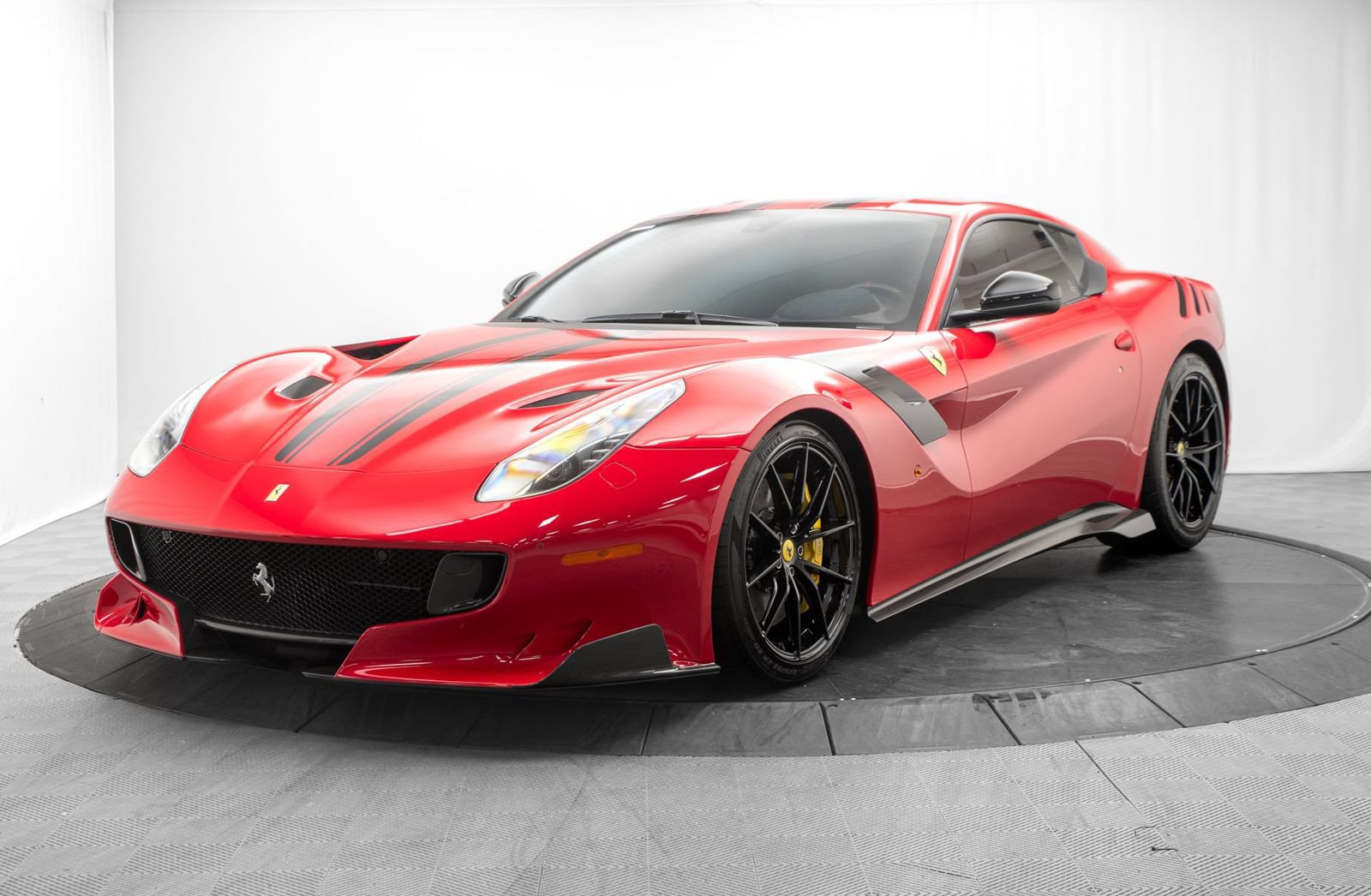 Used 2017 Ferrari F12tdf RWD image 7