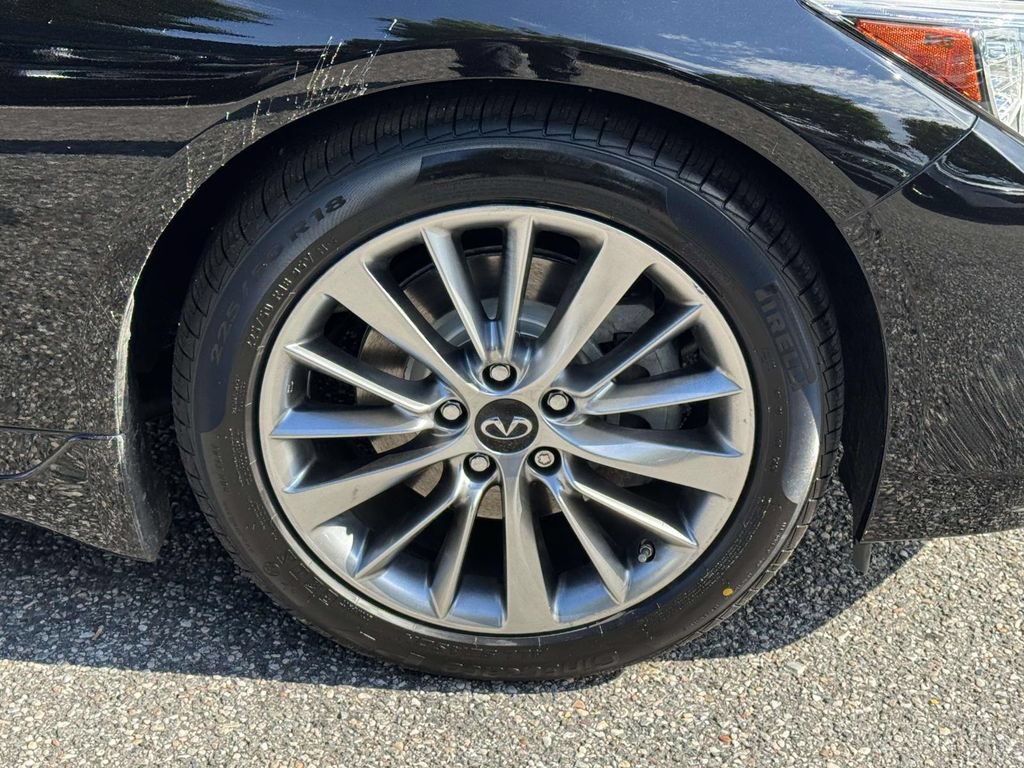 Used 2023 INFINITI Q50 Luxe w/ Cargo Package AWD/4WD image 9