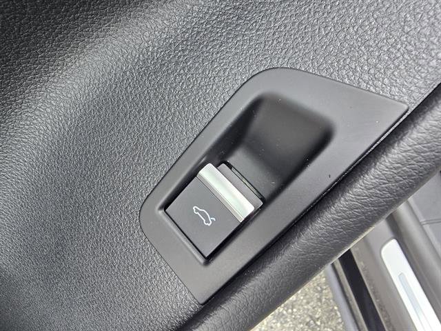 New 2025 Audi SQ8 Prestige image 25