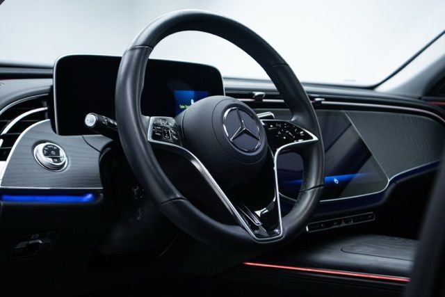 Used 2025 Mercedes-Benz E 450 4MATIC All-Terrain Wagon image 13