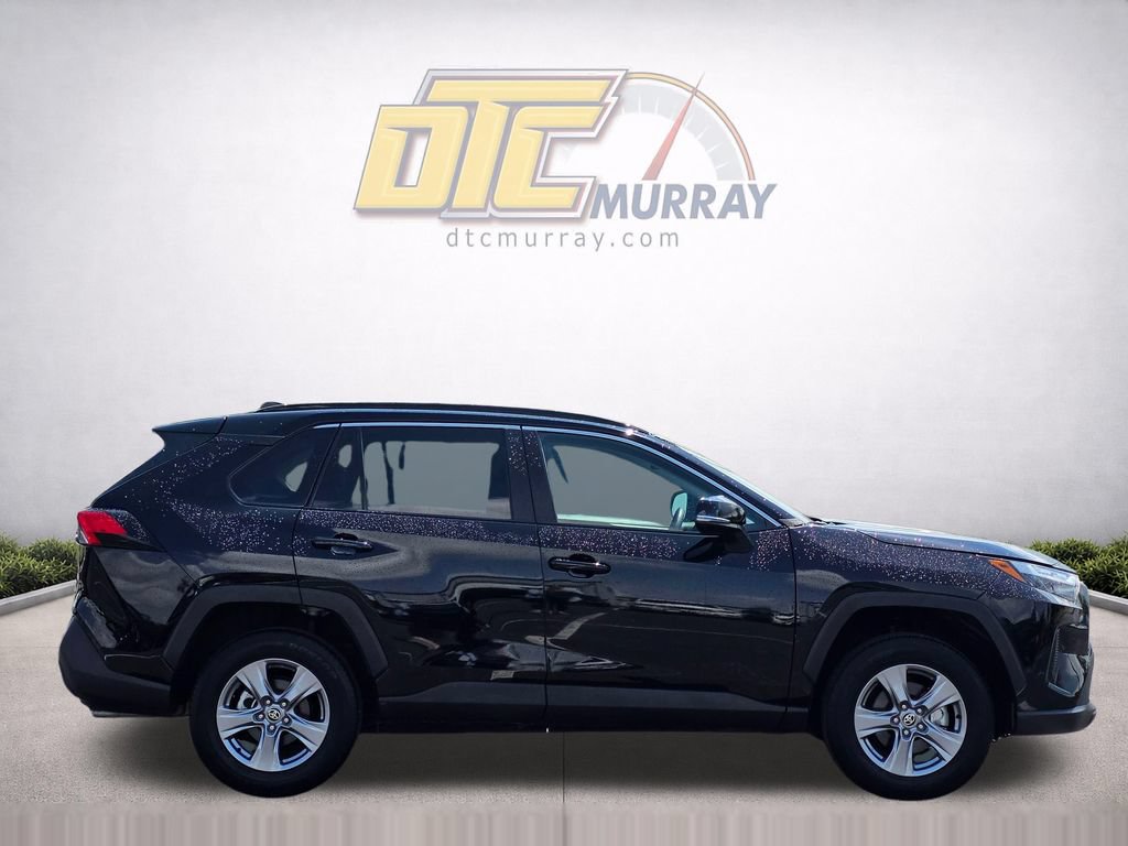 Used 2025 Toyota RAV4 XLE w/ Convenience Package AWD/4WD image 4