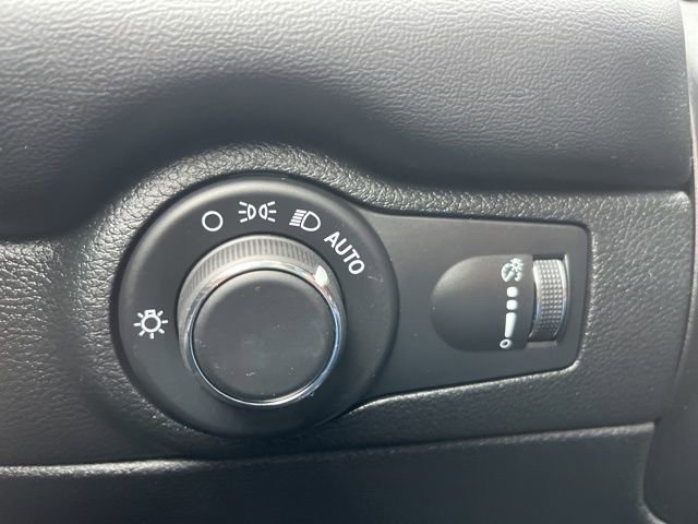 Used 2024 Dodge Durango GT image 23