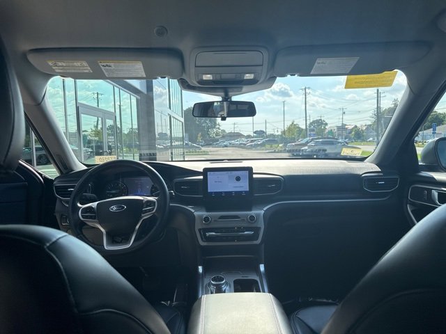 Used 2023 Ford Explorer XLT w/ Equipment Group 202A image 13