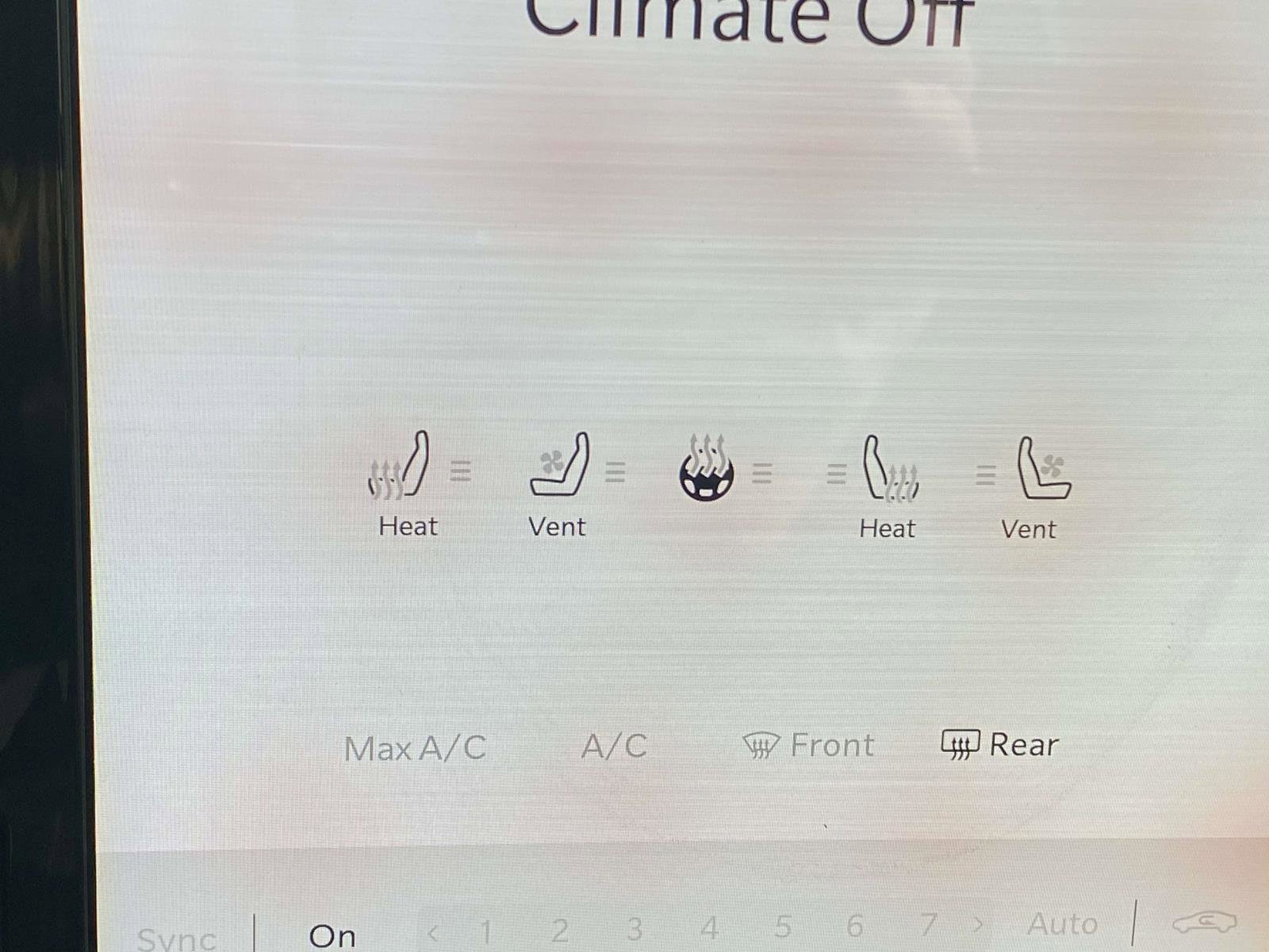 Used 2025 RAM 2500 Laramie w/ Night Edition image 30