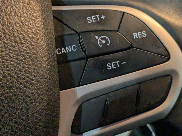 Used 2017 Jeep Cherokee Trailhawk w/ Cold Weather Group image 12