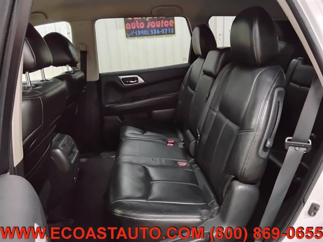 Used 2013 Nissan Pathfinder SL w/ Cargo Pkg AWD/4WD image 13