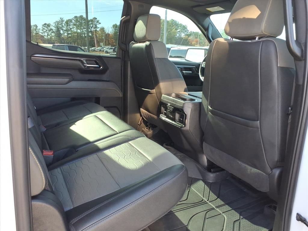 Used 2024 Chevrolet Silverado 1500 ZR2 image 13