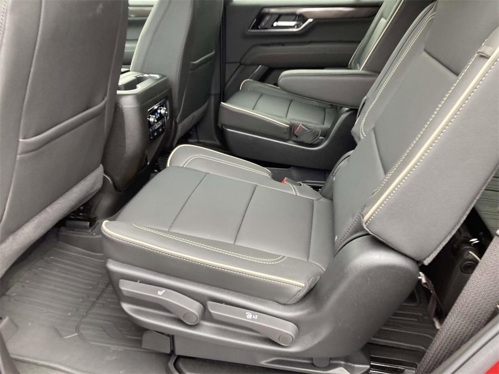 New 2026 GMC Yukon Elevation image 13