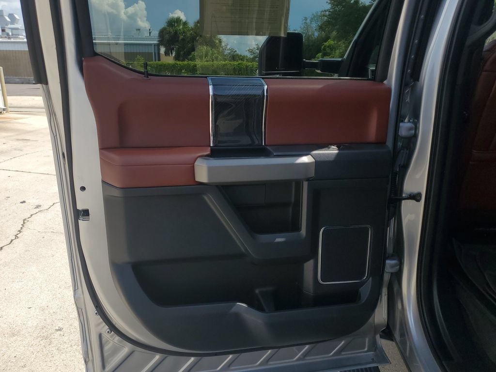 Used 2022 Ford F350 Platinum AWD/4WD image 21