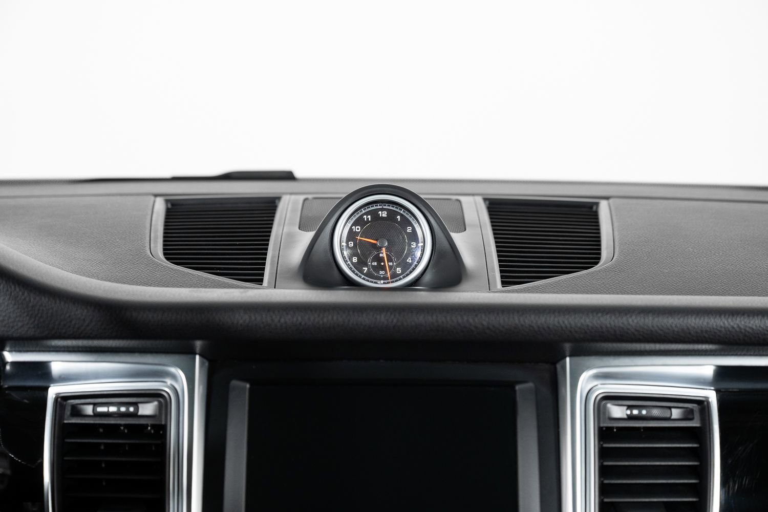 Used 2016 Porsche Macan S image 36