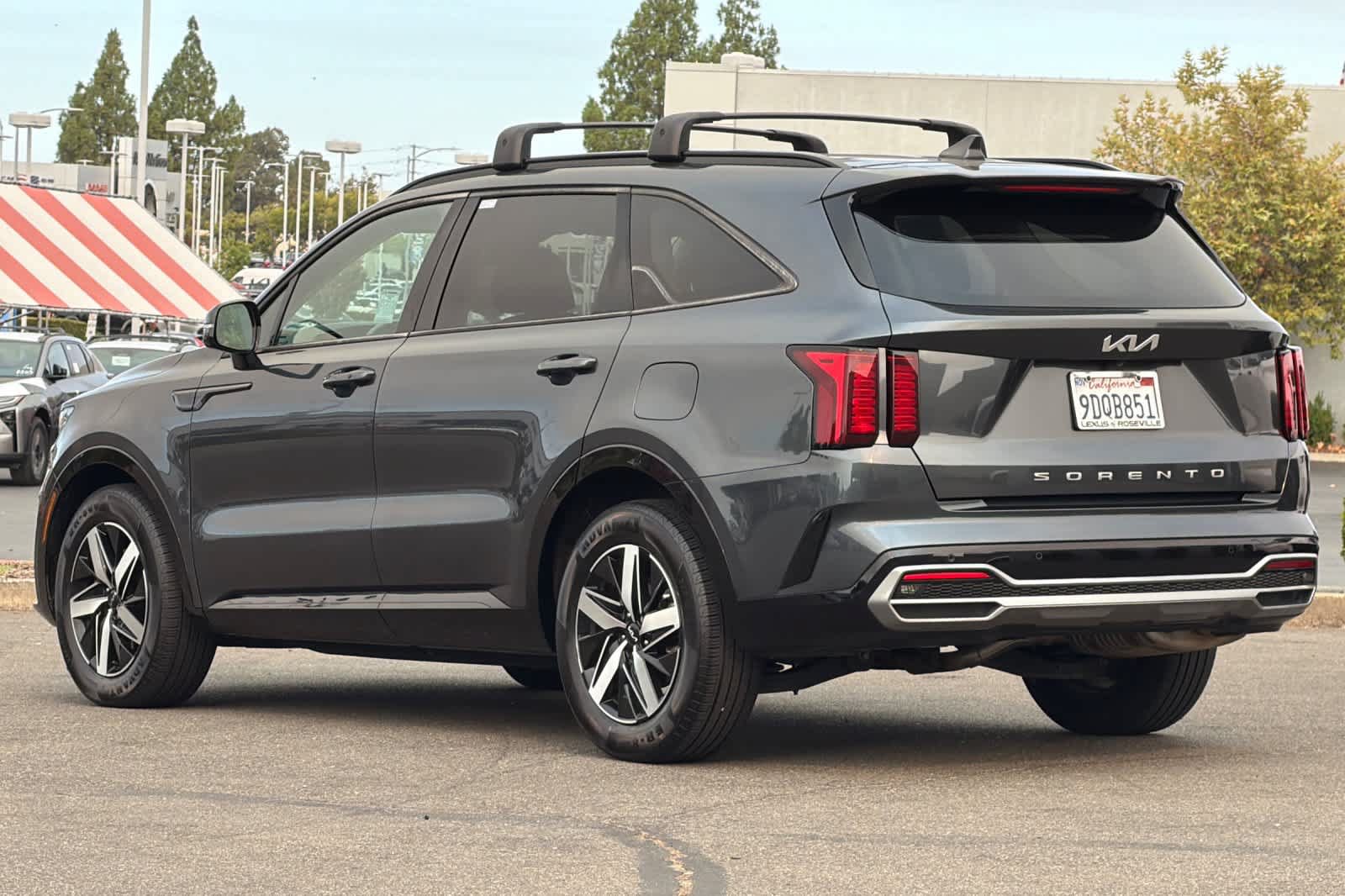 Used 2022 Kia Sorento S FWD image 7