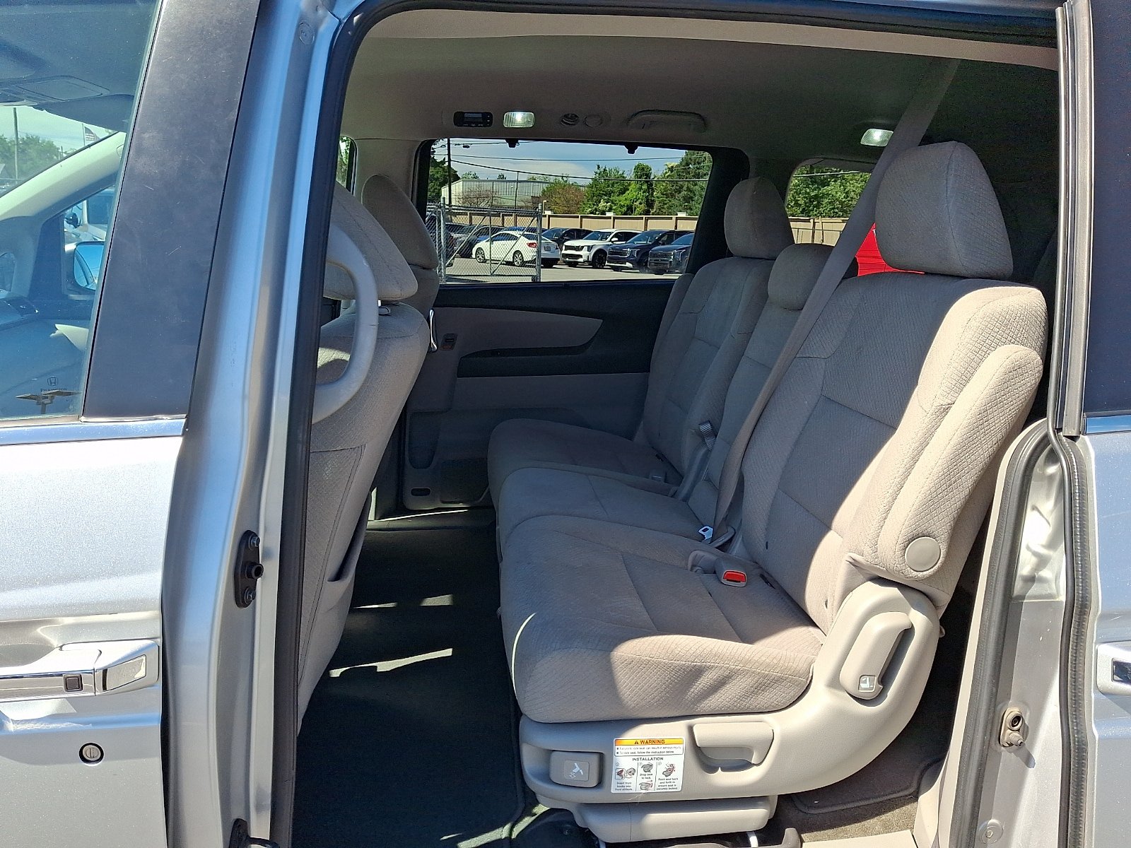 Used 2015 Honda Odyssey EX image 12