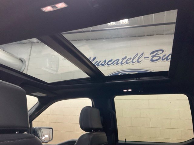 Used 2025 Ford F150 Lariat AWD/4WD image 17
