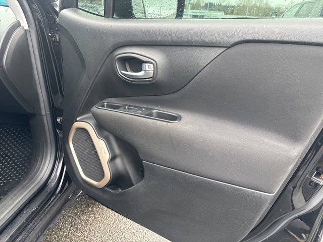 Used 2017 Jeep Renegade Sport w/ Power & Air Group image 8