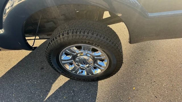 Used 2015 Ford F250 Lariat w/ Chrome Package image 15